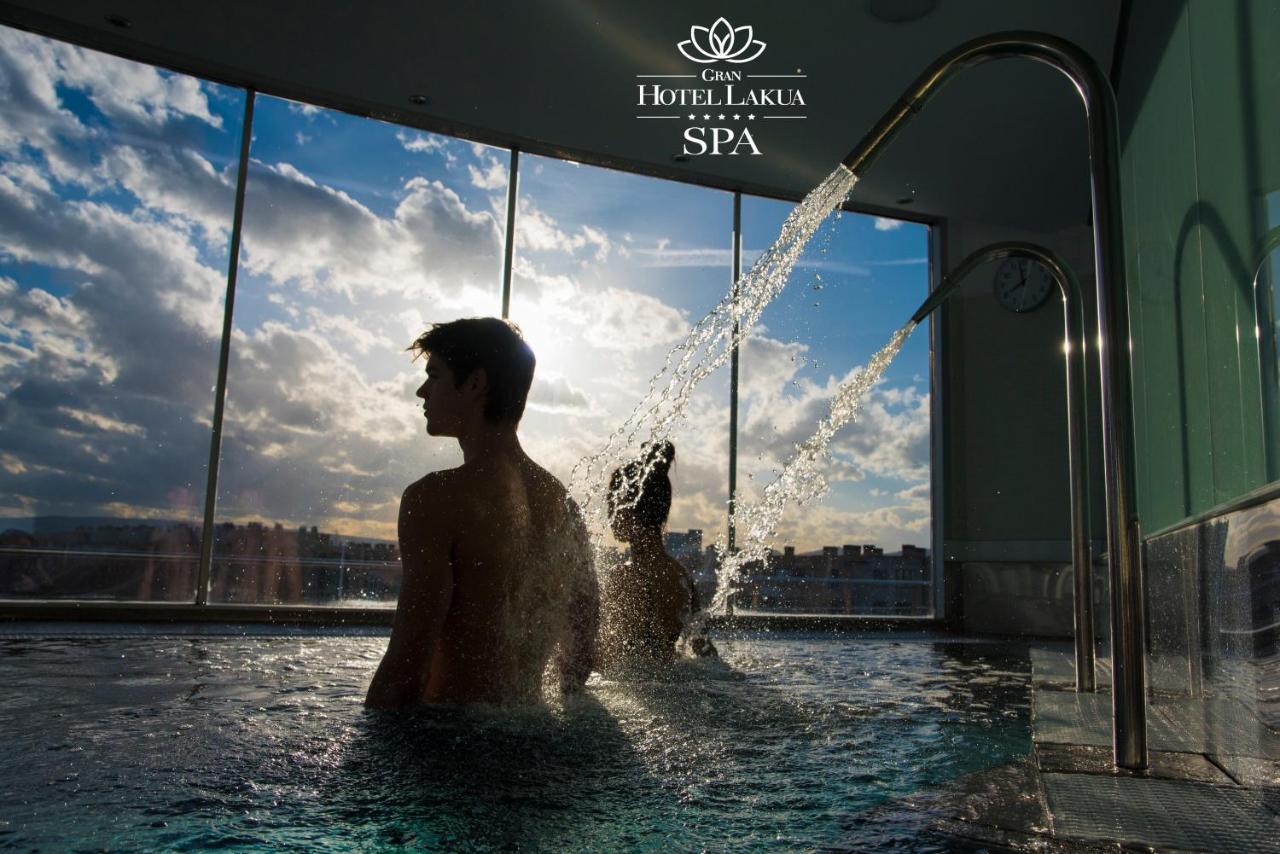 Gran Hotel Lakua Vitoria-Gasteiz Exterior foto Spa at Hotel Lacua